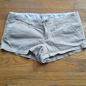 AEO Khaki Shorts - Size 8